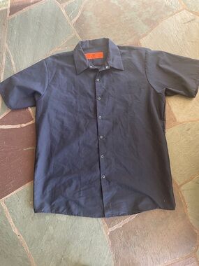 NWOTShort-Sleeve Casual Button-Down Shirt in Navy